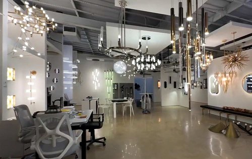 Showroom with lots of light fixtures